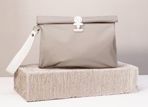 LA POCHETTE LA POCHETTE